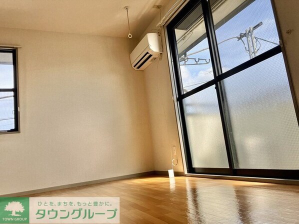 ロイヤル・スクエア Aの物件内観写真